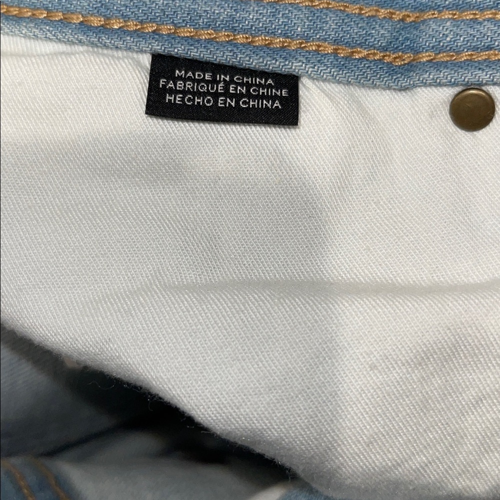 Armani Exchange Light Blue Distressed Slim 5 pocket Jeans NWT 30 x 33 30R - Picture 11 of 13